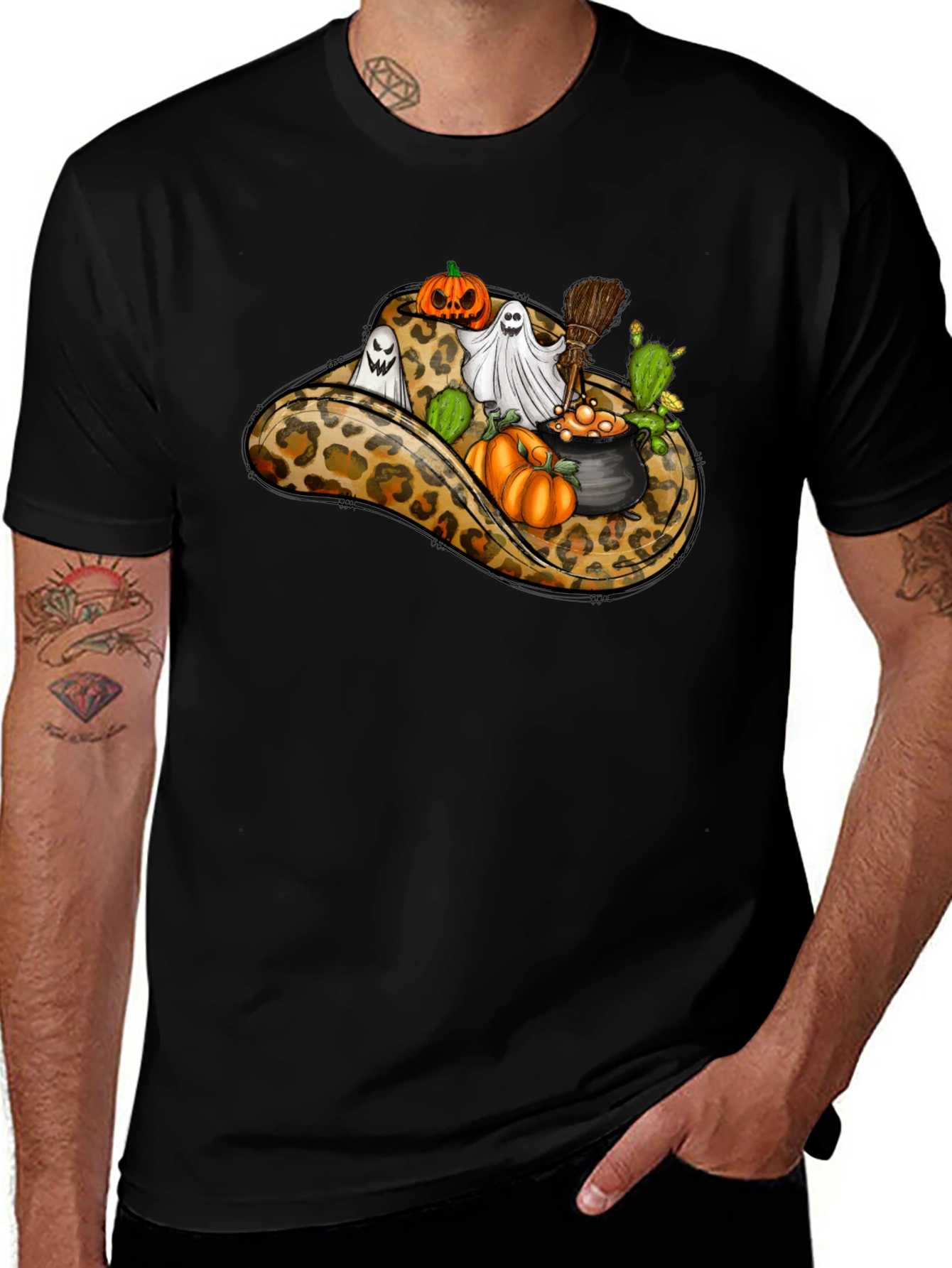Leopard Cowboy Hat Halloween T-Shirt