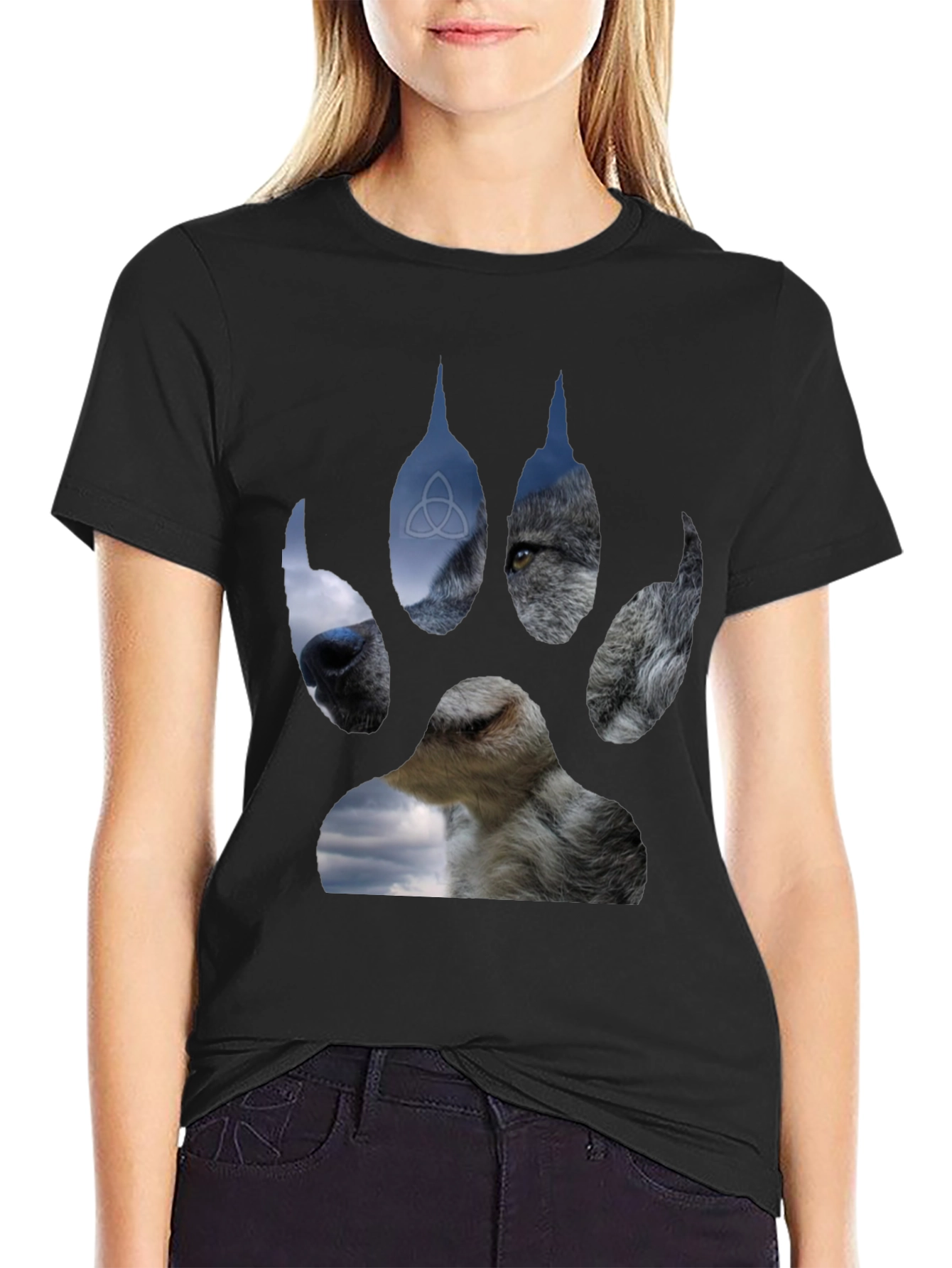 Wolf Paw Print Graphic T-Shirt